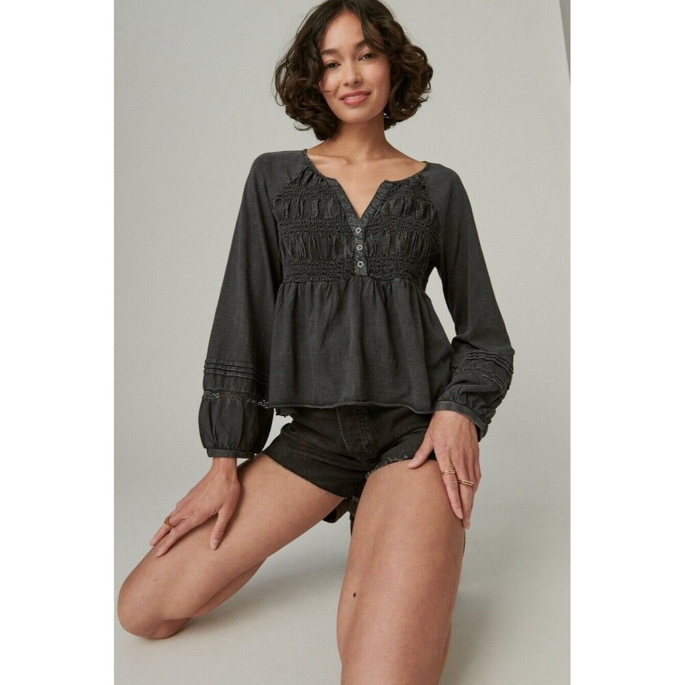 Lucky Brand Women's Textured Babydoll Blouse Size Small Black Cotton V Neck Boho